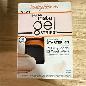 Sally Hansen Insta Gel Strips Starter Kit — Pink/Peach Gel Manicure